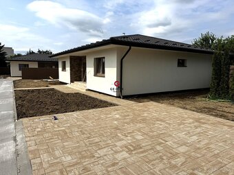 VILLA PARK HUMENNÉ – POSLEDNÉ VOĽNÉ BUNGALOVY - 2