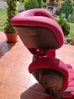 Autosedačka Britax rõmer Kidfix 2S - Wine Rose - 2