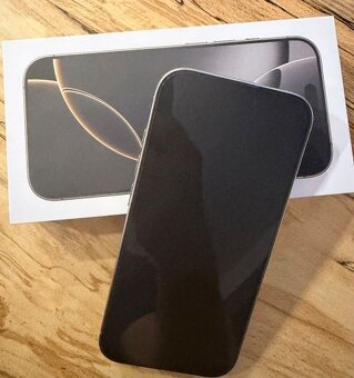 Apple iPhone 16 Pro 512 GB titanium - 2