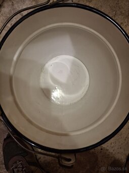 Smaltované vedro - 2