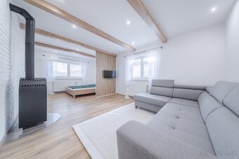 • Tehlový 2,5i RD za hranicami SR • Tornyosnémeti • - 2