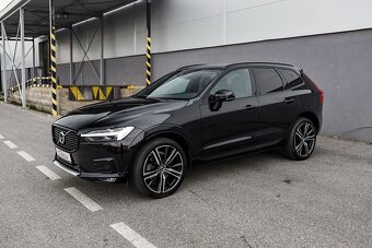 Volvo XC60 2.0 B5 mHEV R-Design AWD AT8 03/2021 - 2
