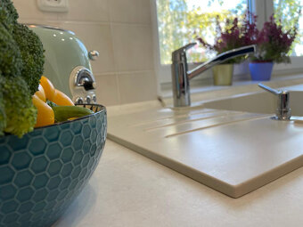 Krásny tichý 2-izb. byt 63m2 + balkón, BEZ PROVÍZIE - 2