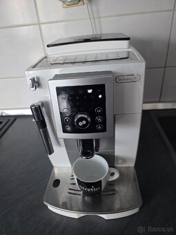 Kavovar Delonghi - 2