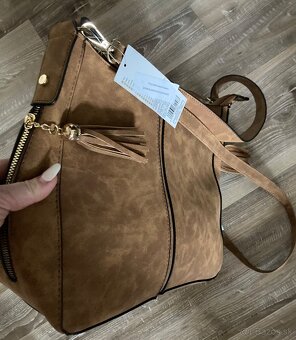 Dámska kabelka/úplne Nová - 2