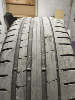 235/50 R19 letné - 2
