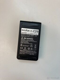 nabíjačka Godox C29 - 2
