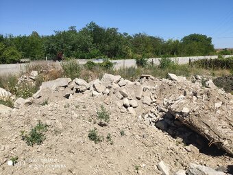 Darujem zem/stavebný odpad - 2