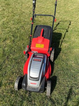 Hecht 1845 kosačka - 2