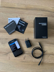 BlackBerry Classic - 2