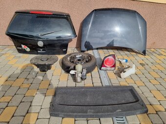 VW Polo 9N kufor - 2