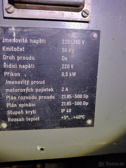 predam pult na mostovu vahu VEB Grosswagen-NAGEMA Berlin - 2