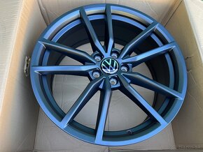 VW PASSAT alu kola 19" nové, originál VW - 2