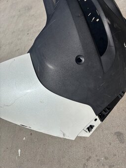 Predám zadný nárazník na Peugeot 5008 od 2016 - 2