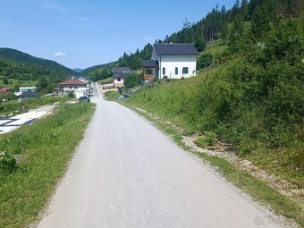 Stavebný pozemok so stavebným povolení, 701 m2 - Snežnicam - 2