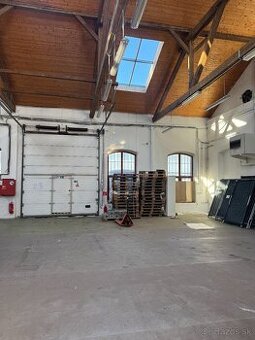 Priestor na prenájom – hala 192 m² v Bratislave - 2