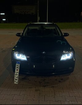 BMW E90 benzin - 2