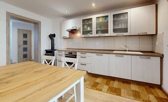 PRIPRAVUJEME: Zrekonštruovaný 7-izb. RD - Štiavnik, okr. BY - 2