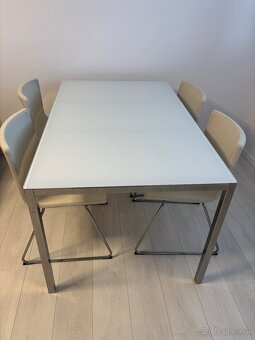 Ikea jedalensky stol s kozenymi stolickami - 2