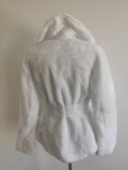 Kožušinový kabátik krémový - 2