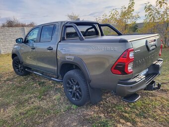 Toyota Hilux 2.8 D-4D Invincible 4x4 A/T, odpočet DPH - 2