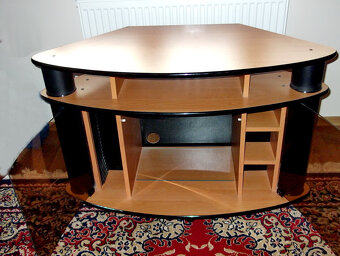 Stolík televízny a Hifi - 2