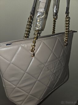 Guess kabelka bledá - 2