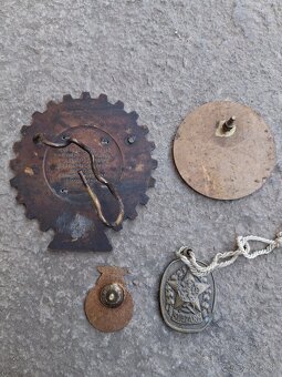 Auto moto odznaky medaile plakety - 2