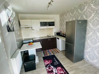 Investicna prilezitost 2i byt s predzahradkou + pohostinstvo - 2