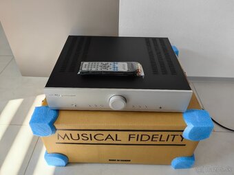 Musical Fidelity M2si - 2