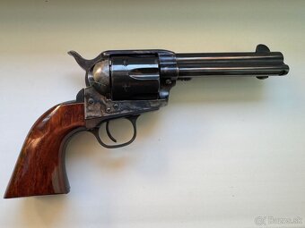 Predám revolver Uberti Cattleman II - REZERVOVANÝ - 2