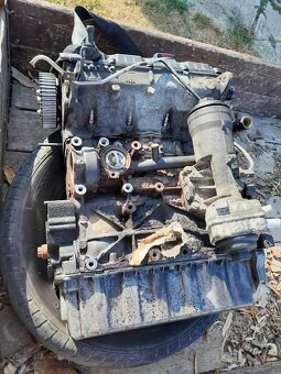 Predám motor wv1.9 77kw bls - 2