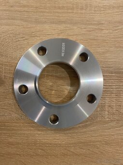 Rozširovacie podložky 5x120 20mm - 2