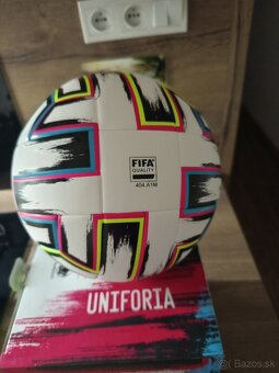 Futbalová lopta Adidas - 2