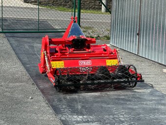 Zakladač trávnika / spatna freza za traktor - 2