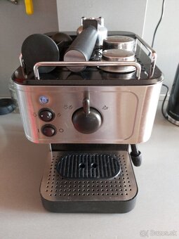 Pakovy kavovar Russell Hobbs - 2