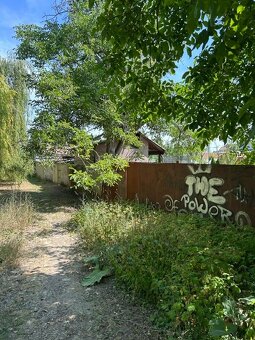 Na predaj stavebný pozemok 527 m2 s projektom RD - 2
