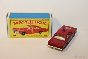 Matchbox RW Fire chief car - 2