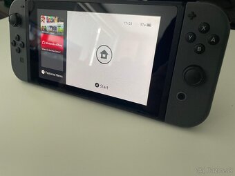 Nintendo Switch – Grey - 2