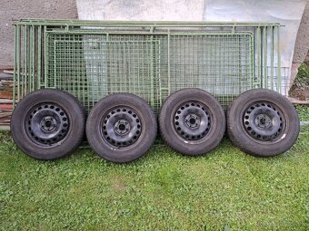 Zimna sada VW GROUP, Barum 185/65 R15 XL,5x100,8 mm, 2022 - 2
