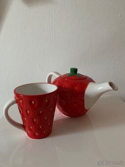 Čajník s pohárom JAHODA súprava / set Vianoce - 2