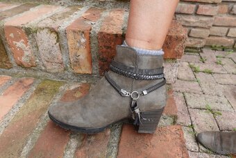 Sivé členkové čižmy - 2