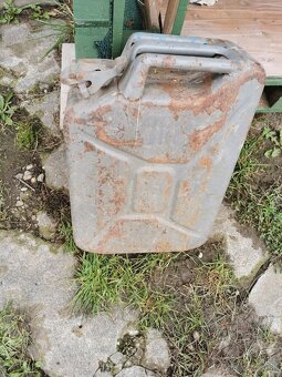 Bandaska na Benzín / naftu - 2