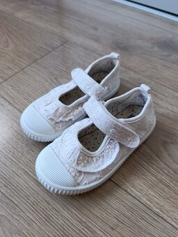 Sandálky a gumáky 24 - 2