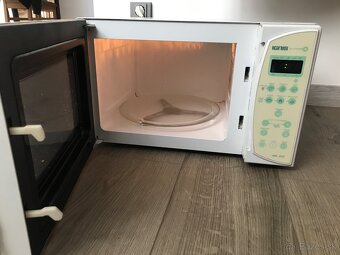 Mikrovlnná rúra - 2