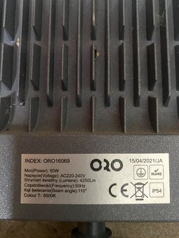 LED reflektor s pohybovým senzorom - 2