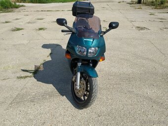 Honda VFR 750 - 2