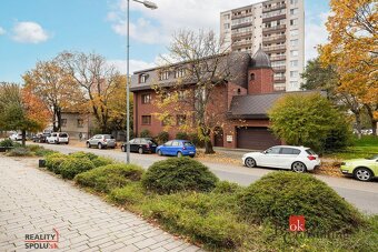 VILA v centre mestskej časti Rača - 2