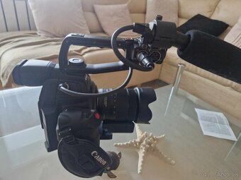 canon c100mark2 - 2