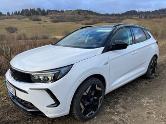 Predám nový Opel Grandland GSe 300k 4x4 - 2